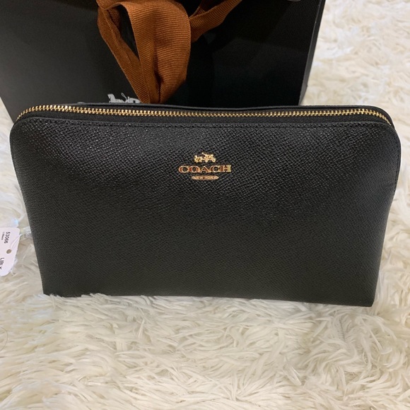 Cosmetic bag - Picture 1 of 8